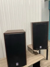 Cerwin Vega VS-80 Bookshelf Speakers