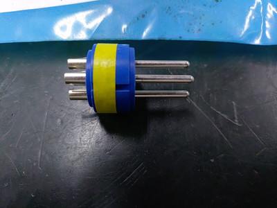 Amphenol 97-18-10P Plug 4-Pin