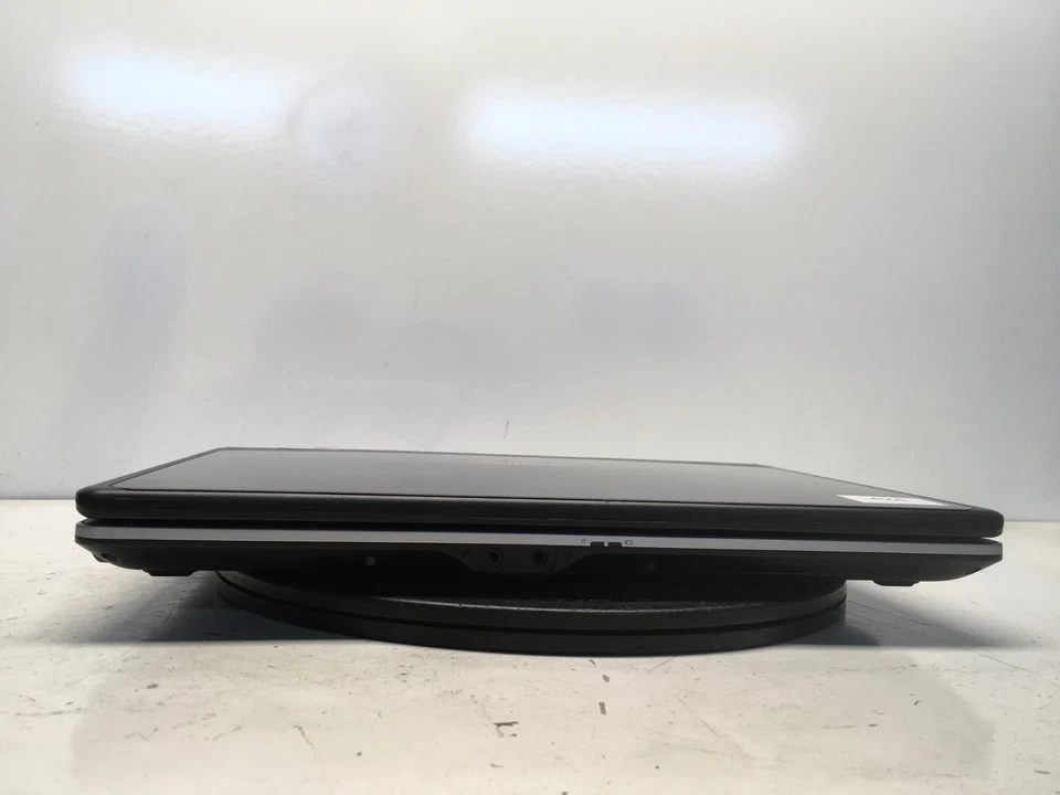 Medion Akoya E5312 AMD Turion 64 X2 TL-58 1900MHz 2 GB NO HDD - Image 3 of 4