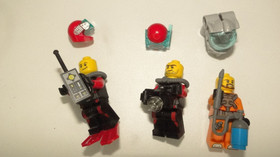 LEGO City 60095 Deep Sea Exploration Vessel Missing 1 Shark Face Rest Complete