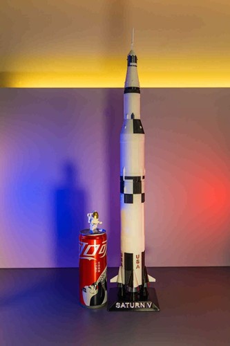 NEW 1:200 Scale NASA Saturn V carry rocket model 57cm/22'' Painted product Gift - Picture 2 of 7