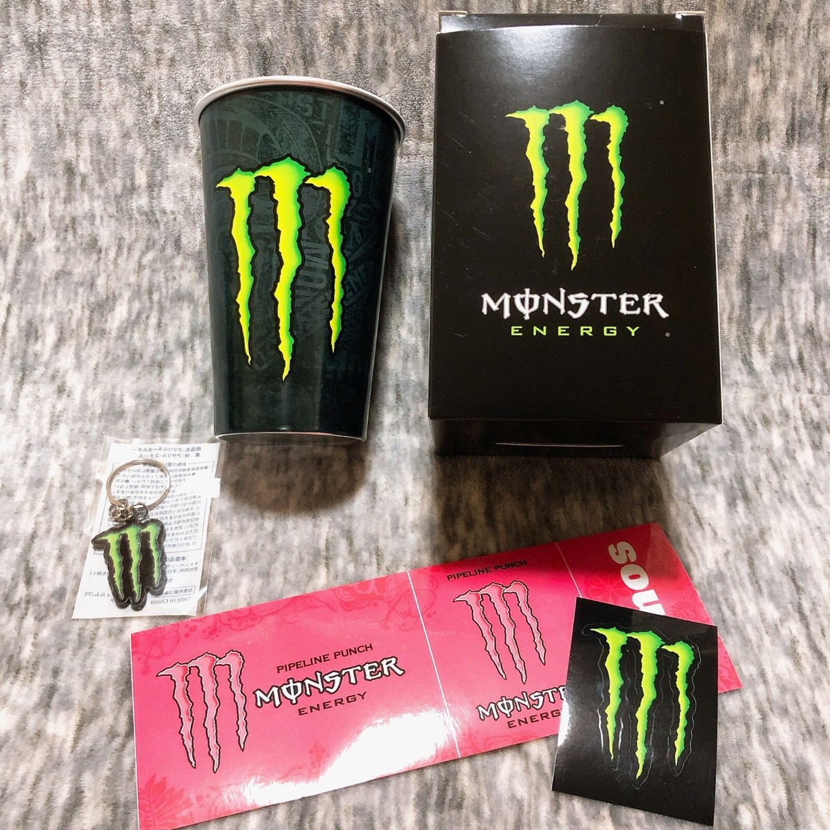 MONSTER ENERGY 詰めポーチ Monter Energy Zip Pouch by Johan Perdi - Pixels Merch