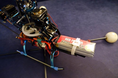 Align T-Rex 450 SE 3D Heli Carbon Koffer RTF Gyro 35Mhz RX Ersatzteile ohne TX - Bild 13 von 17