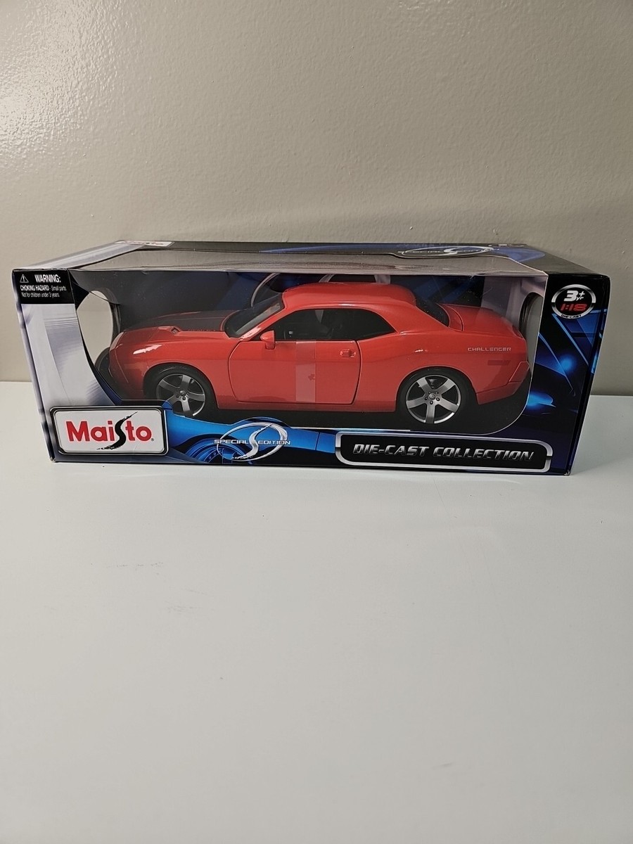 Maisto 2006 Dodge Challenger Concept Diecast Car 1 18 for sale
