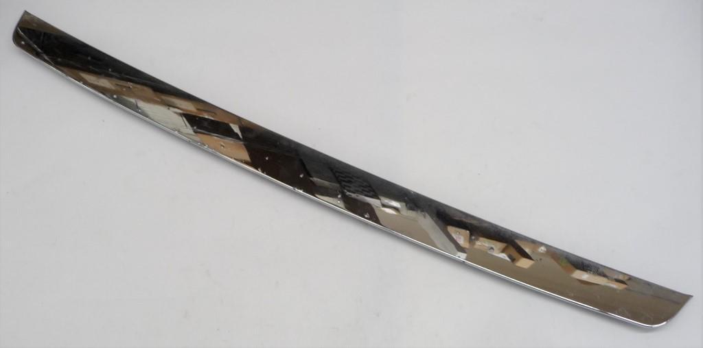 2003-2012 Rolls-Royce Phantom RR1 Front Bumper Trim 51117144543 OEM A1