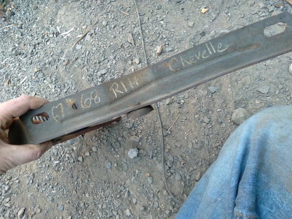 1968 Chevy Impala SS Caprice Belair Biscayne Chevelle Nova hood hinge GM right - Image 2 of 2