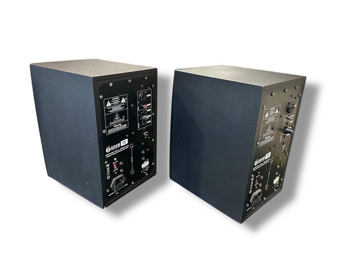 ロ*ン様 ADAM F5 アクティブモニタースピーカー 驚異的な再生能力とコストパフォーマンスを誇るADAMの新型
