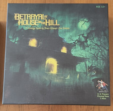 Avalon Hill Betrayal at House on the Hill 2nd Ed Horror Board Game 3-6 12+