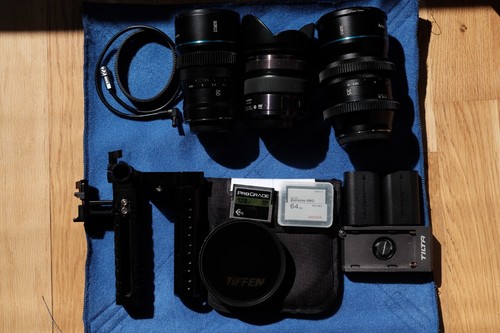 blackmagic pocket cinema camera 4k bundle with Anamorphic lenses - Picture 2 of 11
