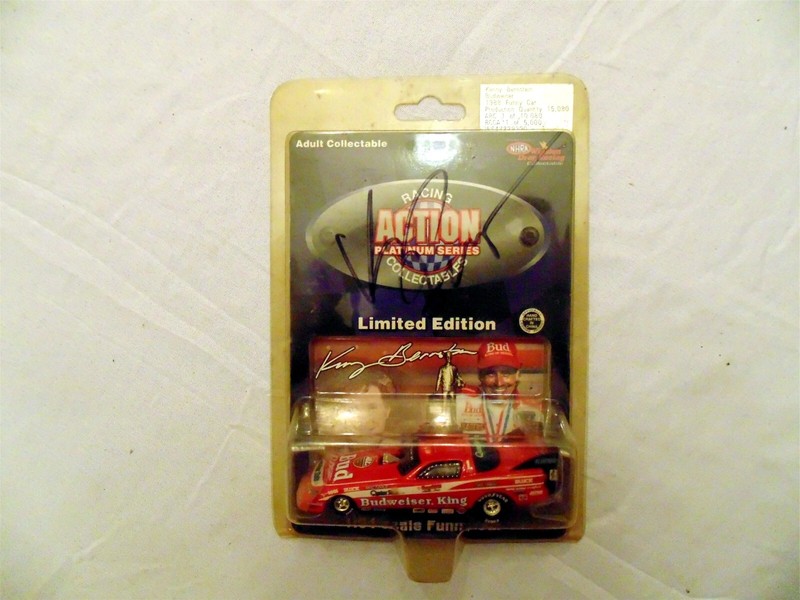 VINTAGE ACTION AUTOGRAPHED KENNY BERNSTIEN BUD KING FUNNY CAR 1/64 SCALE