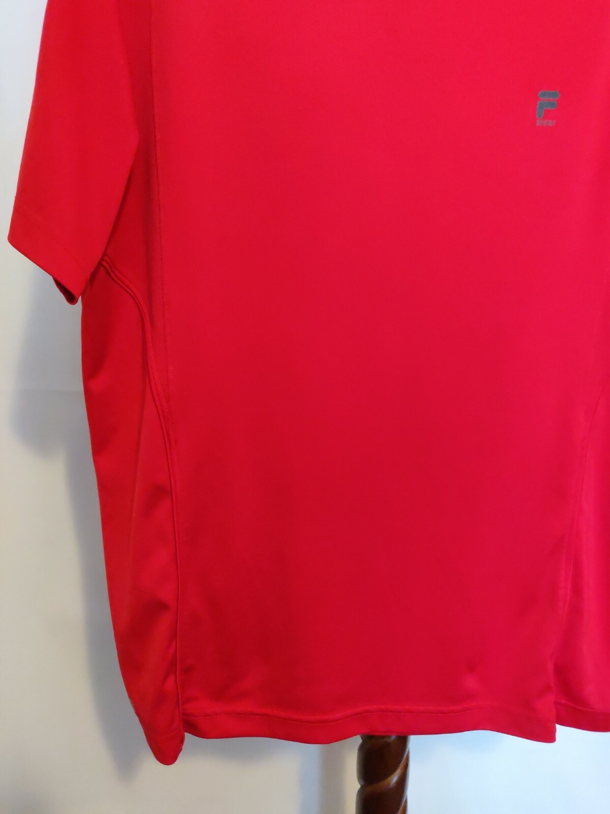 Camicia Fila taglia L activewear colore rosso manica corta girocollo maglia sui lati logo