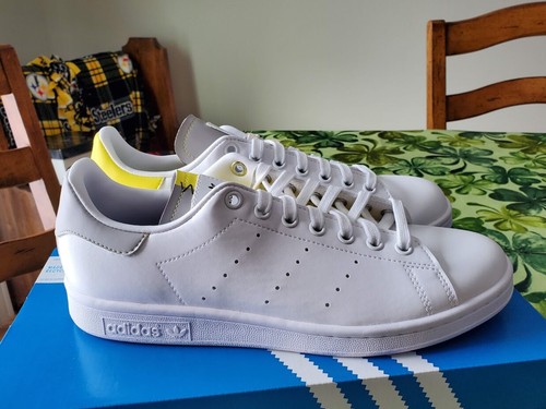 neon yellow stan smith