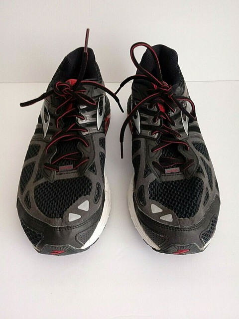 brooks beast 12 red