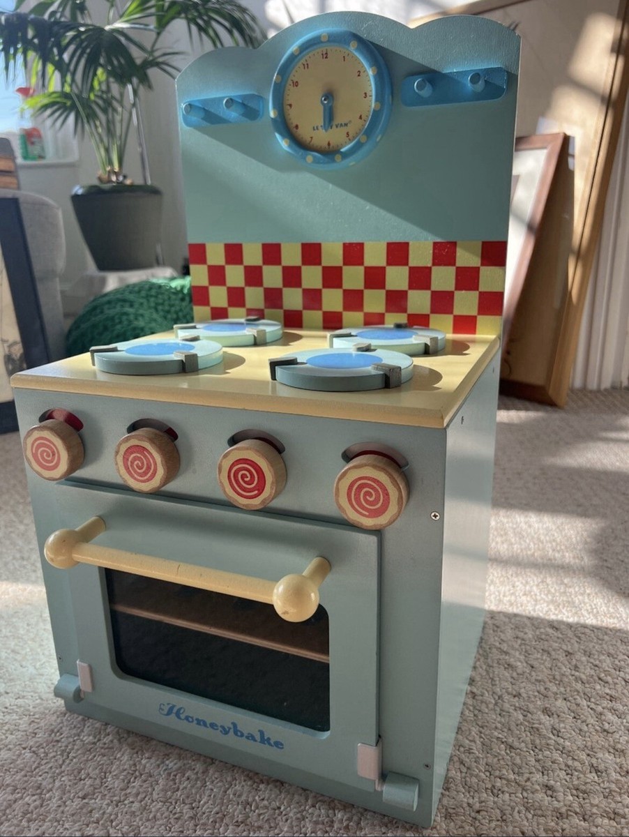 Le Toy Van kitchen oven UK
