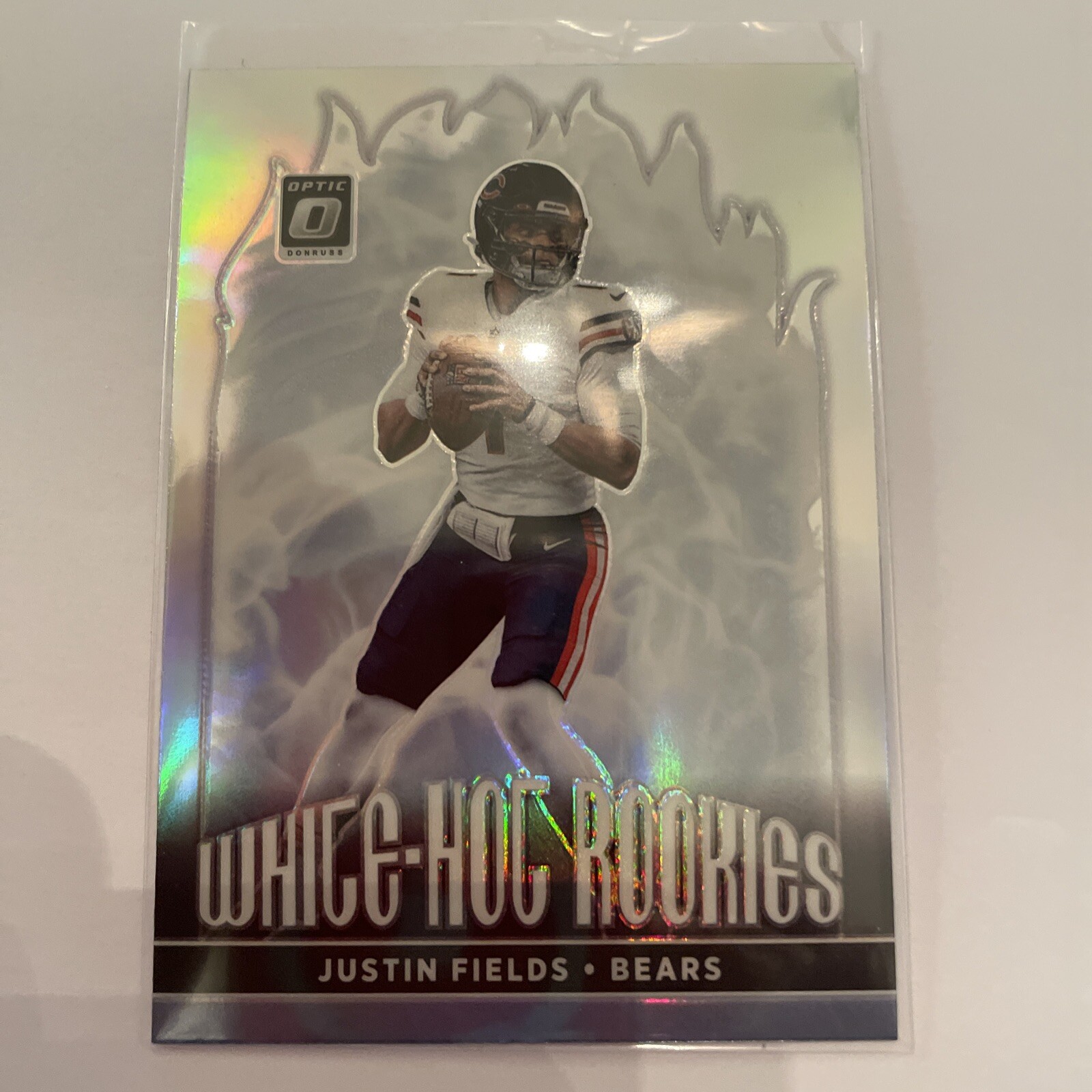 Justin Fields 2021 Donruss Optic White-Hot Rookies Holo E46 RC #WHR-2 Chicago
