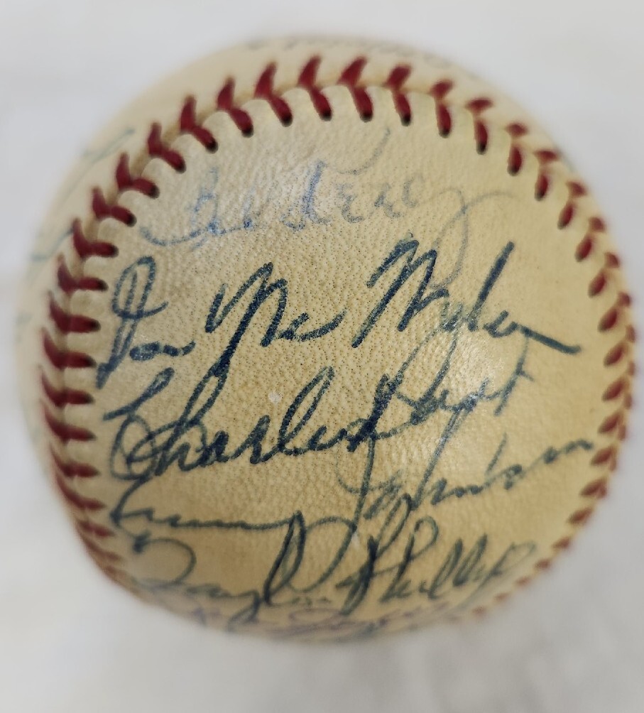 1957 Milwaukee Braves World Series Champ Team Signed Baseball JSA