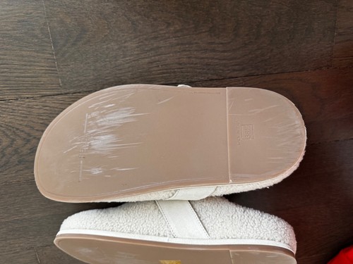 Fendi Sherling Sabot Mule/Slide Size 38.5 Cream Color So Beautiful - Picture 8 of 13