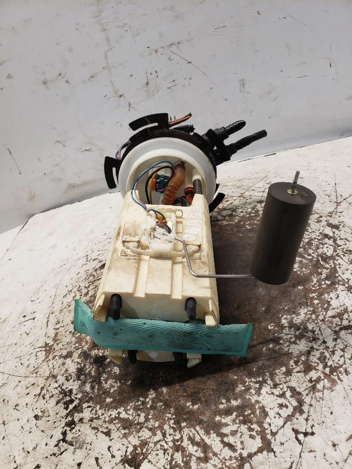 Conjunto de bomba de combustible compatible con 01-05 SATURN SERIE L 1397655 Foto 2 de 4