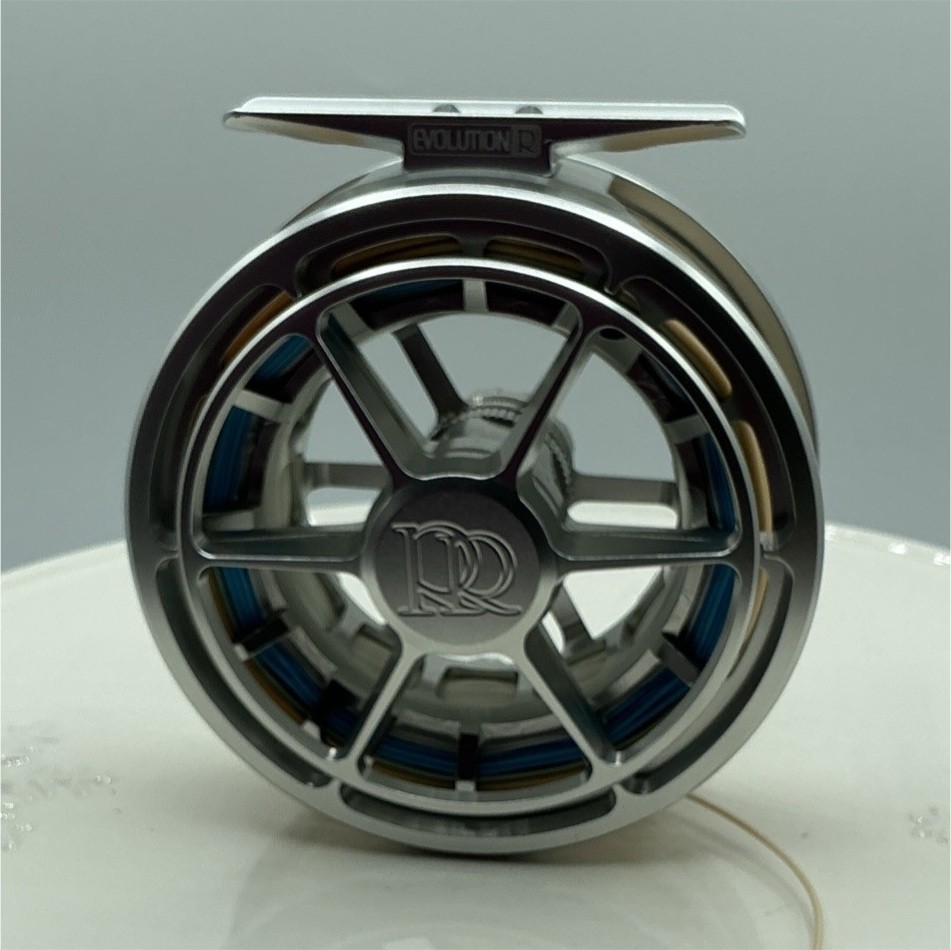Evolution R 4/5 Fly Reel Platinum  4/5 Reel W/pouch & Line