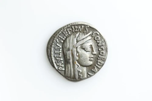 PAVLLVS LEPIDVS (L. Aemilius Lepidus Paullus), Denarius, 62, Rome
