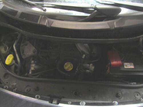 Renault Scenic MK2 2006 - Owners Handbook & Wallet - Picture 3 of 3