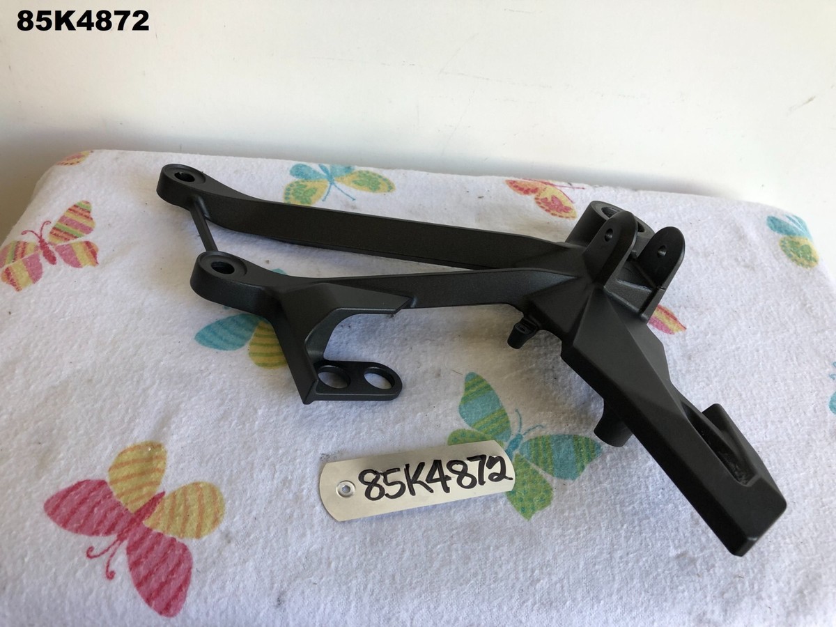 KAWASAKI ZX 1000 W NINJA 1000 2018 RH PILLION PEG BRACKET OEM