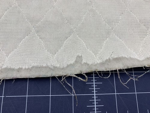 Vintage Pre-Quilted Fabric Dainty Tiny Floral Calico Marcus Bros Purple 4 Yards - Picture 9 of 10