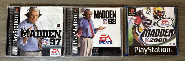 Lote de juegos PS1 Madden NFL - 97 CIB, 98 CIB, 2000 solo disco - Sony PlayStation 1