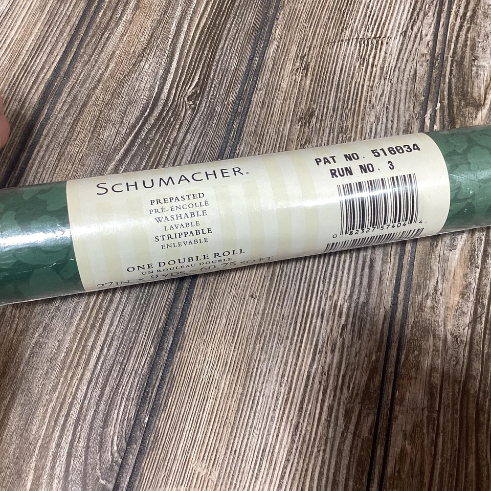 9 YARDS SCHUMACHER 516034 Medallion Leaf Green Wallpaper $450 Retail - Image 3 of 4