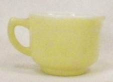 Hazel Atlas Little Hostess Creamer Chartreuse Moderntone Platonite Child Tea Set