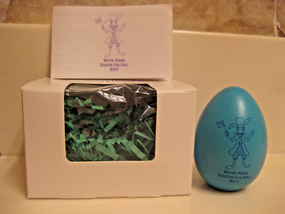 White House 2007 Easter Egg Roll President George W Bush Blue Bunny Box Booklet