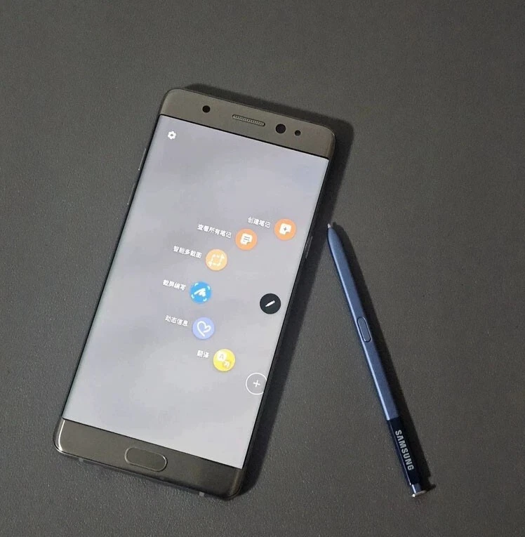 Gut funktionierendes Samsung Galaxy Note 7 FE -64GB- Gold Platinum (entsperrt) Android - Bild 3 von 4