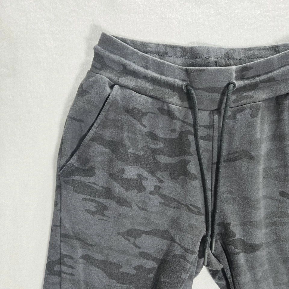 Pantalones de chándal Alphalete talla mediana camuflados para hombre gimnasio deportes bolsillos con cordón cónicos Foto 3 de 4