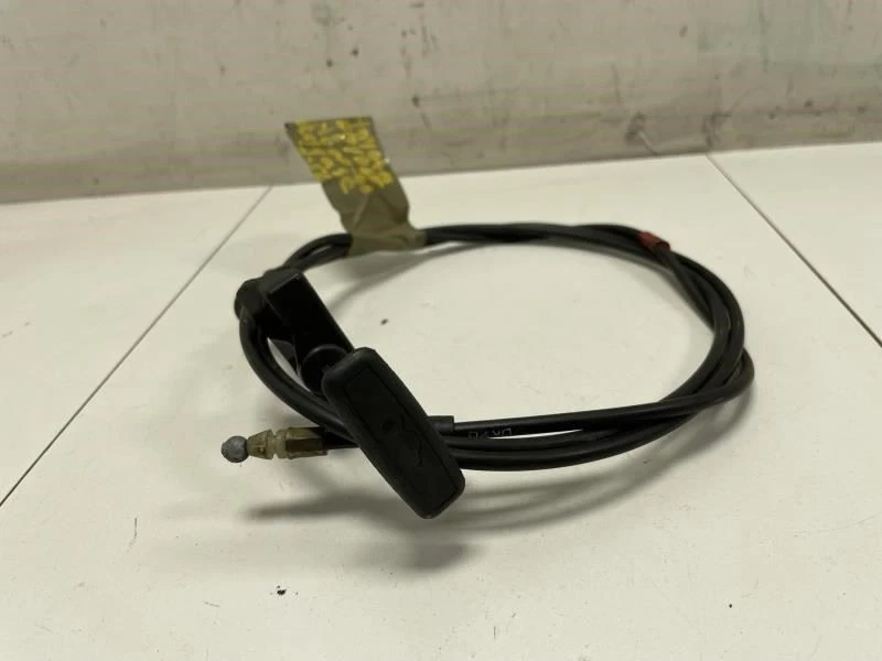 2001 TOYOTA MR2 SPYDER CAPÔ ALÇA DE LIBERAÇÃO COM CABO FABRICANTE DE EQUIPAMENTO ORIGINAL - Imagem 4 de 4