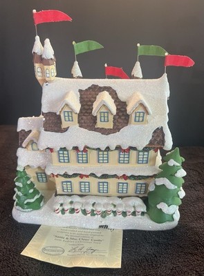 Hawthorne Village Rudolph's Christmas Town ''Santa and Mrs. Claus's Castle'' Chrty