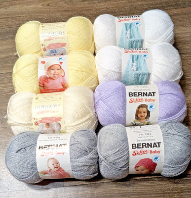 Bernat Baby Softee 3 Dk Sport Acrylic Baby Yarn 8  skeins Full skeins