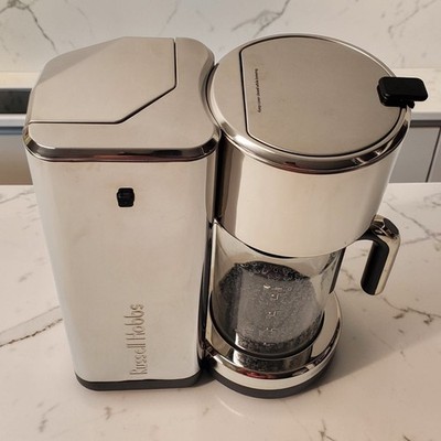 ラッセルホブス 8カップコーヒーメーカー　CM7000S RARE Stylish Russell Hobbs Model CM7000S 8 Cup Coffeemaker Chrome