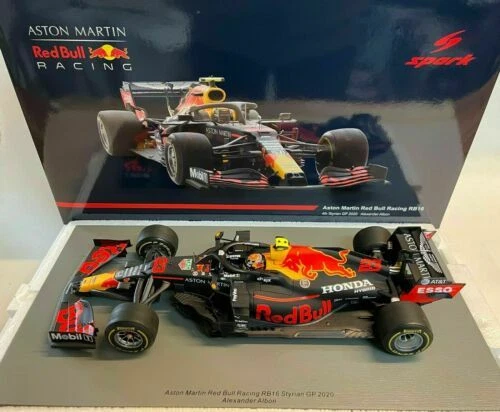 Modellini statici di auto da corsa Formula 1 Spark Scala 1:18