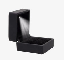 LED Ringbox Schwarz Ringschachtel Verlobungsring Schmuckbox Ring Etui mit Licht