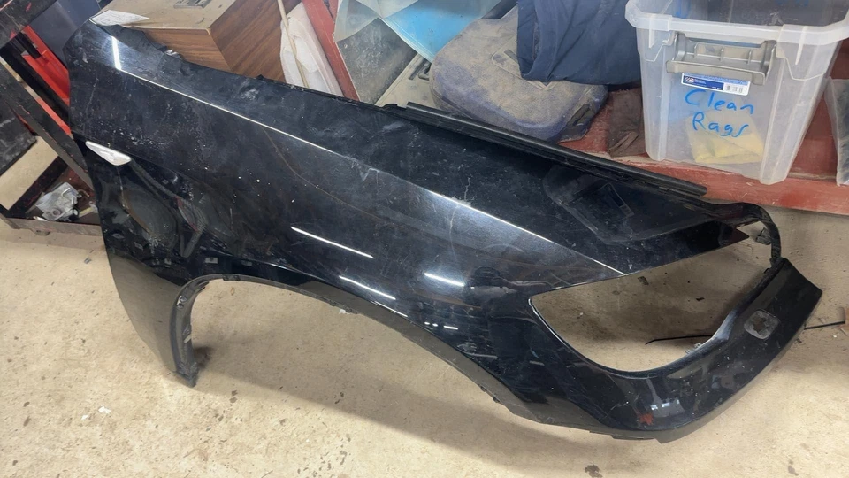 12 BMW X6 Fender Cracked W/o Headlamp Washers; Passenger Right Foto 3 de 4