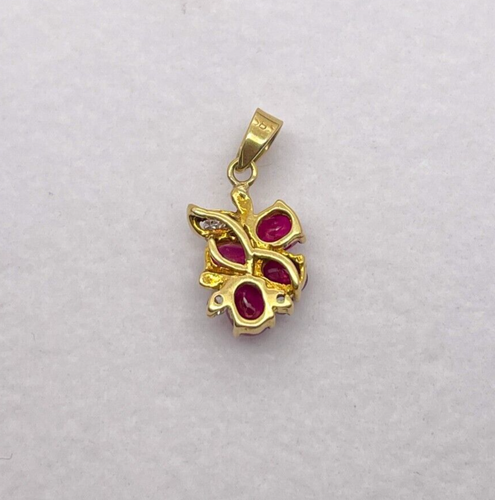 14ct Yellow Gold Ruby & Diamond Grape Design Pendant 1.3g Preloved VAL $1500 - Picture 8 of 11