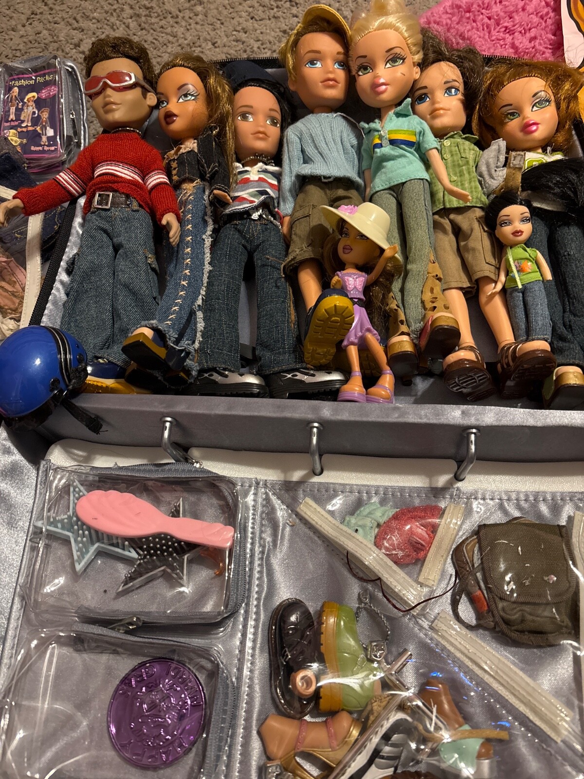 Vintage 2001 Original Bratz Dolls with Case Bag and Posters
