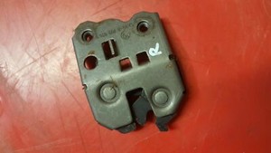 BMW 3er E46 Verriegelung Entriegelung Rücksitze 82090369 sitz hinten rechts