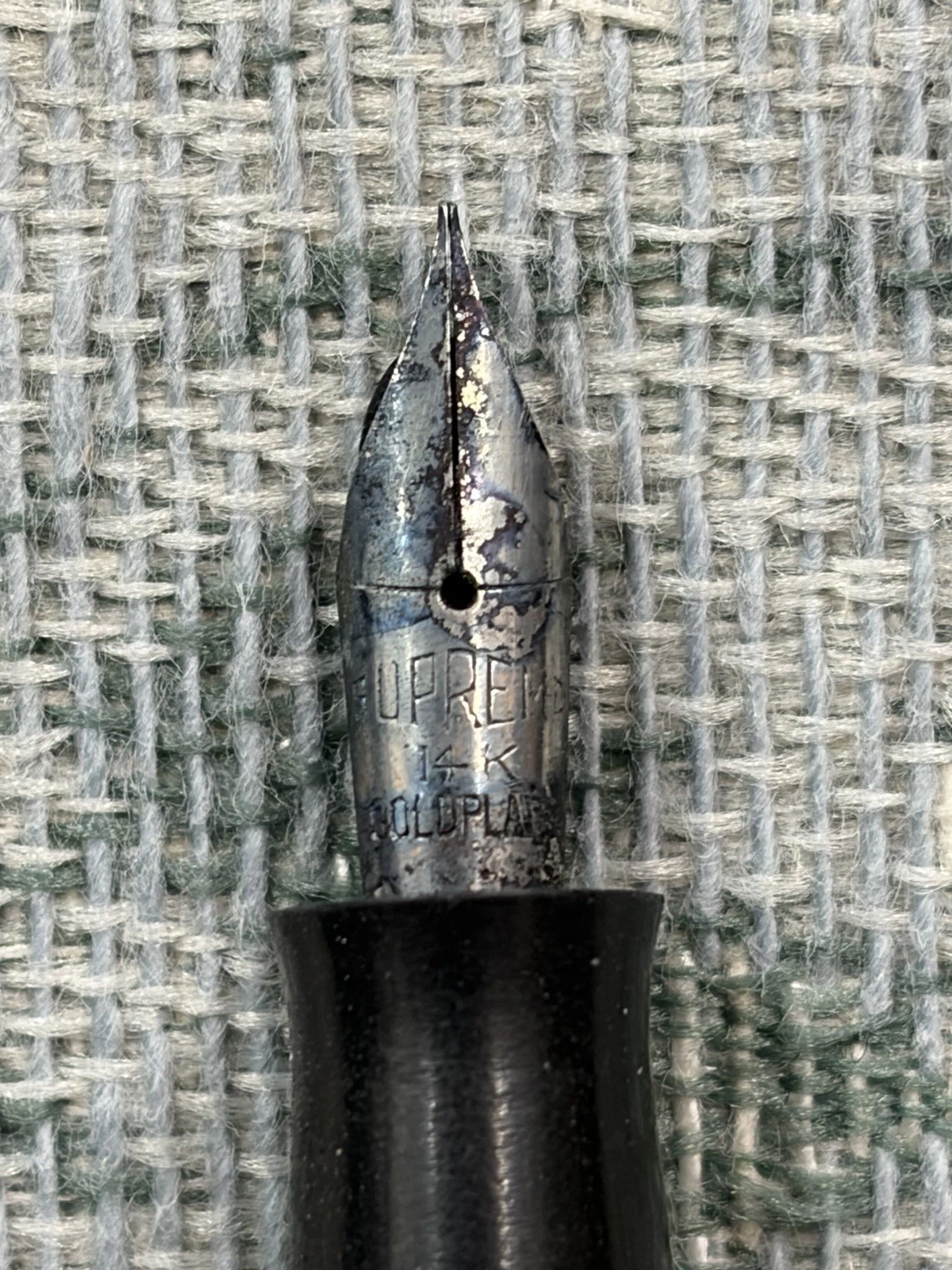 Vintage WEAREVER Fountain Pen 14 K Gold NIB Untested for Parts or Repair - product detail image 5