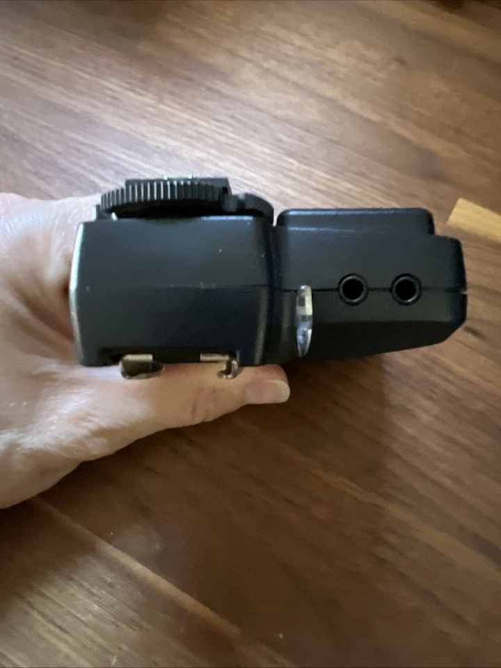 Pocket Wizard Flex TT5 Radio Transceiver for Canon DSLR Cameras - Image 4 of 4