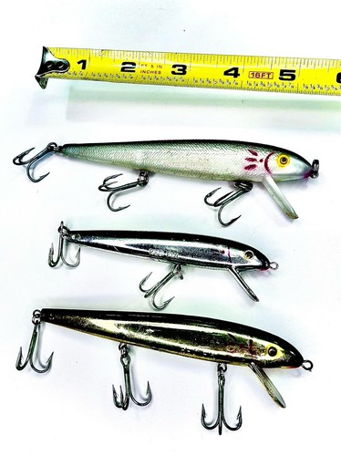 Vintage (3) Cotton Cordell Red Fin Lures Great Condition Shad, Gold & Silver - Picture 1 of 10