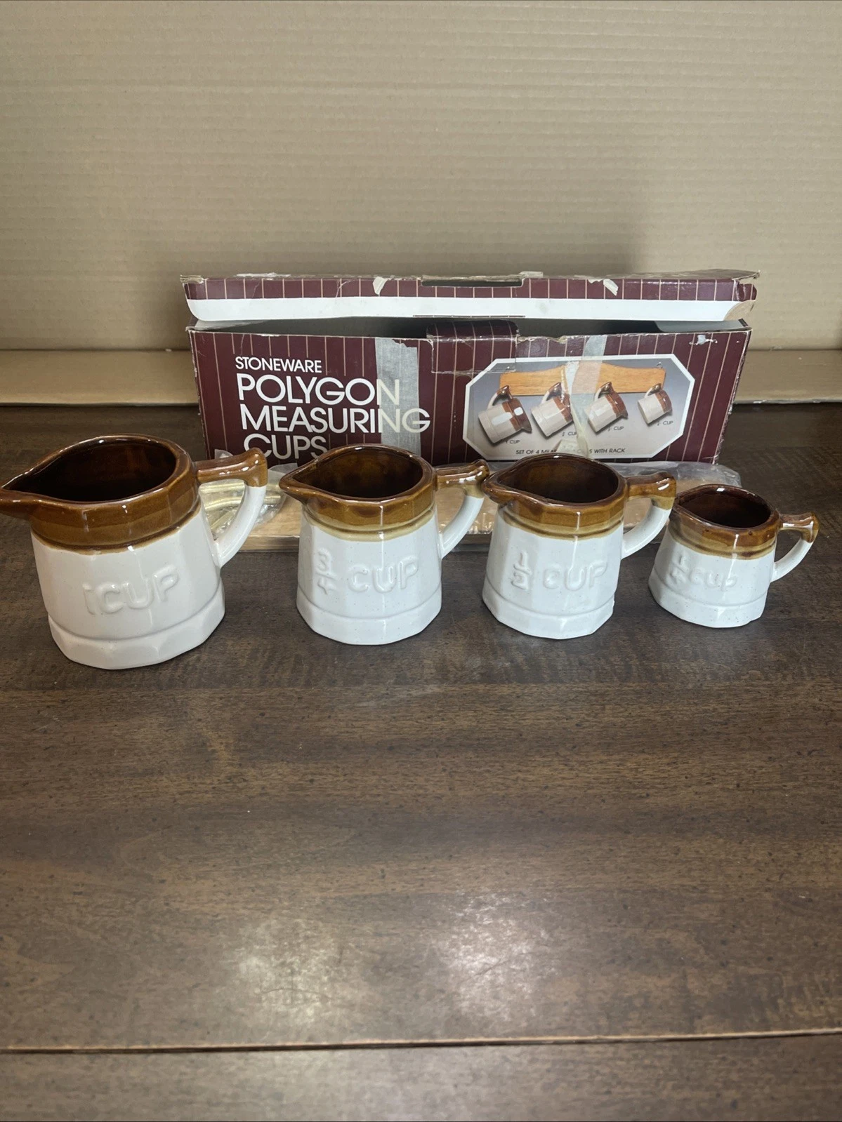 Stoneware Polygon Measuring Cups With Rack & Box Two Toned New Open Box