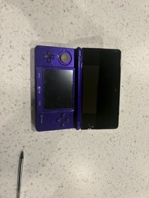 Nintendo 3DS Purple Handheld Console w/ Stylus, Charger & Hello Kitty Case