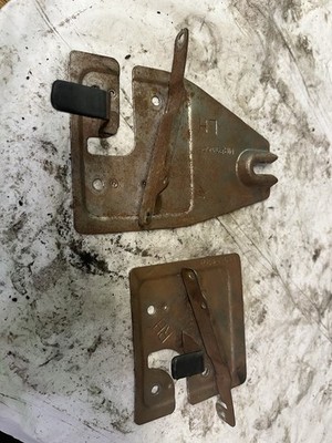1995-1999 Mitsubishi Eclipse interior radio brackets metal pair LH RH D54
