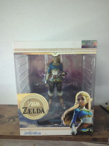 First4Figures Zelda 10" Breath of the Wild PVC Statue Regular Ed. MIB - Picture 1 of 7